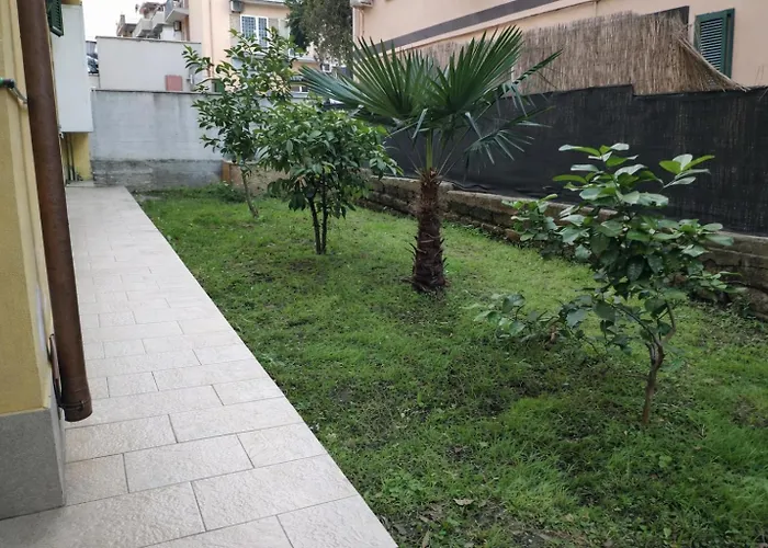 Golden - Golden With Private Kitchen And Garden - Close To Metro C Rome