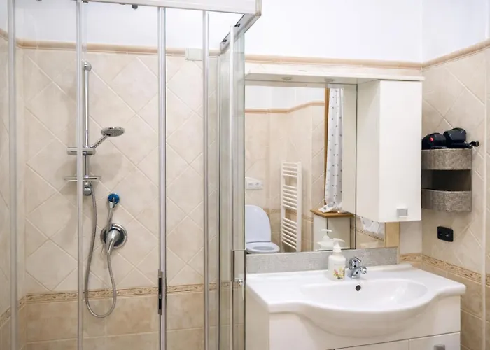 Guest house Golden - Golden With Private Kitchen And Garden - Close To Metro C *